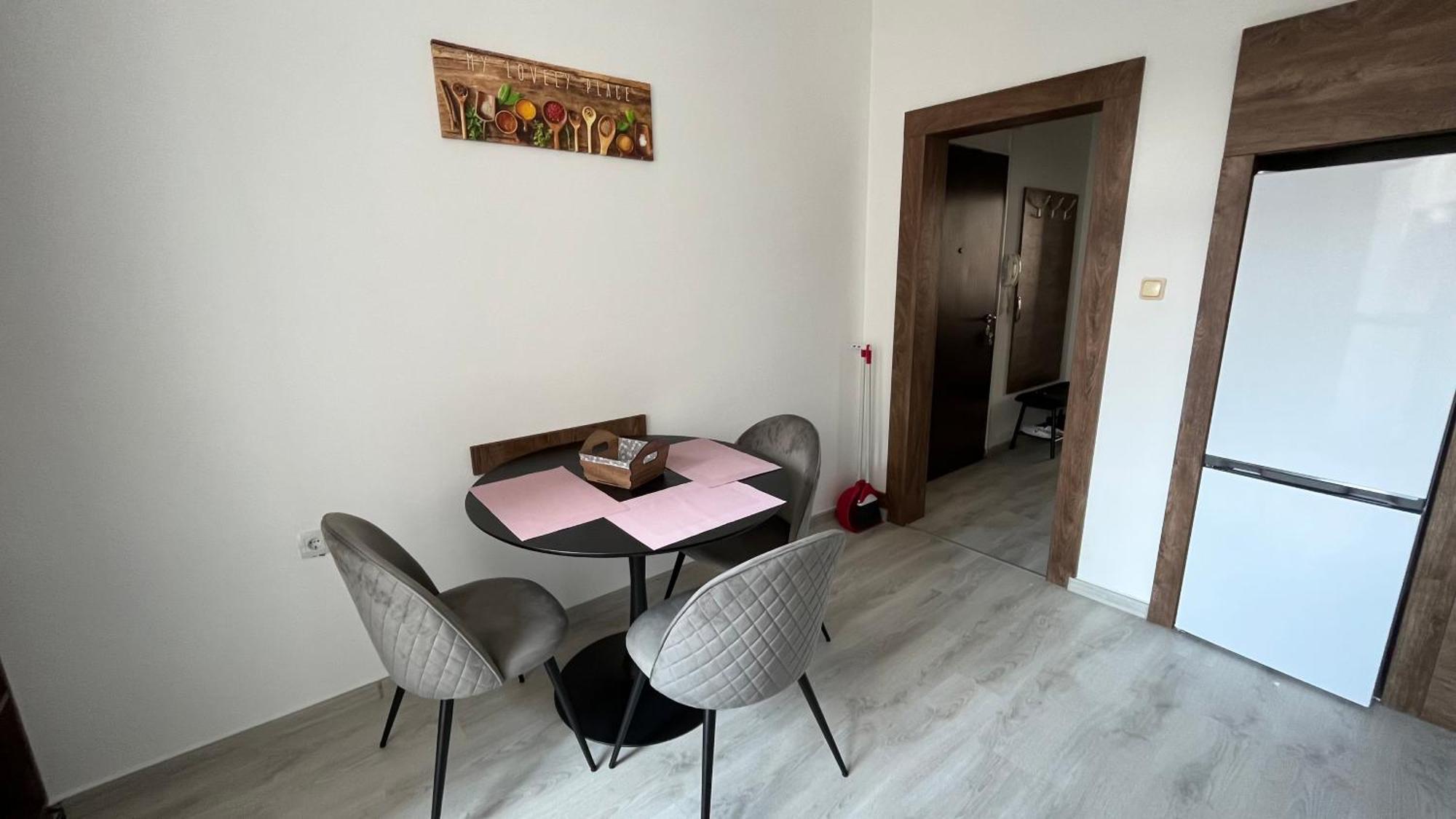 Cozy Flat Apartemen Sofia